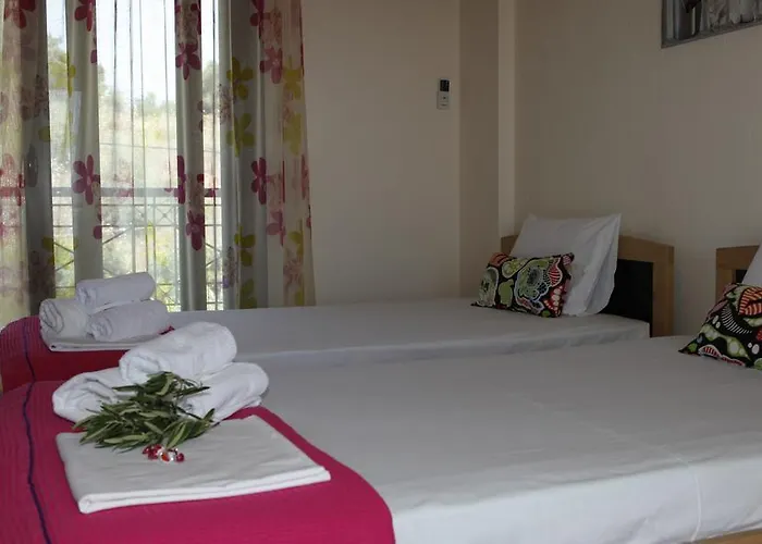 Sofia Luxury Maisonettes 아파트 *