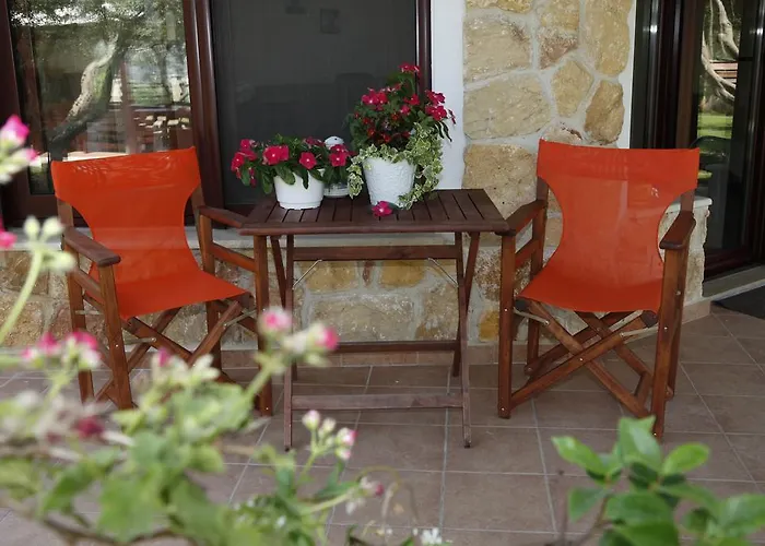 Sofia Luxury Maisonettes 니키티