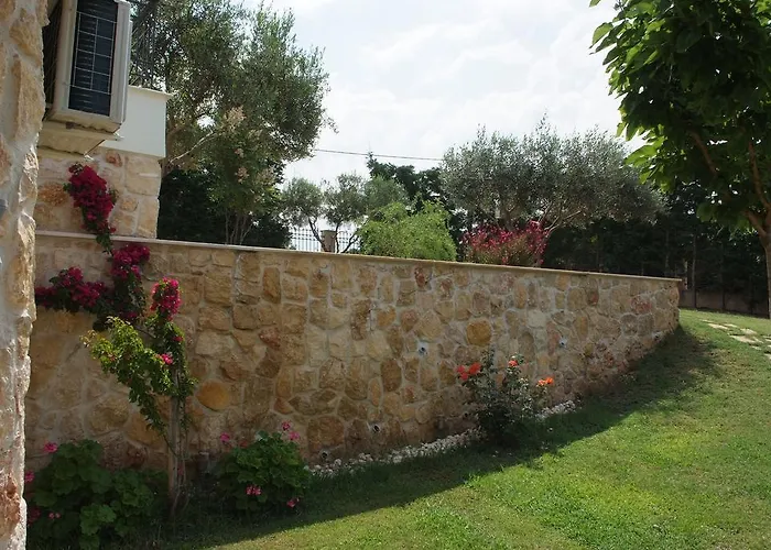 Sofia Luxury Maisonettes * Nikiti (Sithonia)